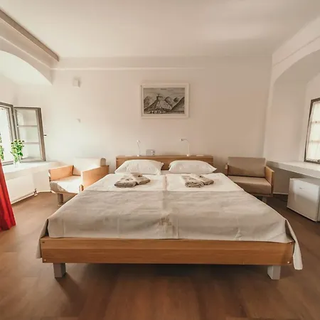 Rooms & Apartments Podsreda Castle Exterior photo