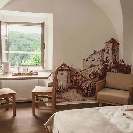 Rooms & Apartments Podsreda Castle Exterior photo