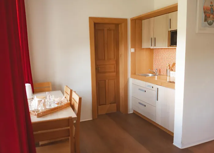 Rooms & Apartments Podsreda Castle