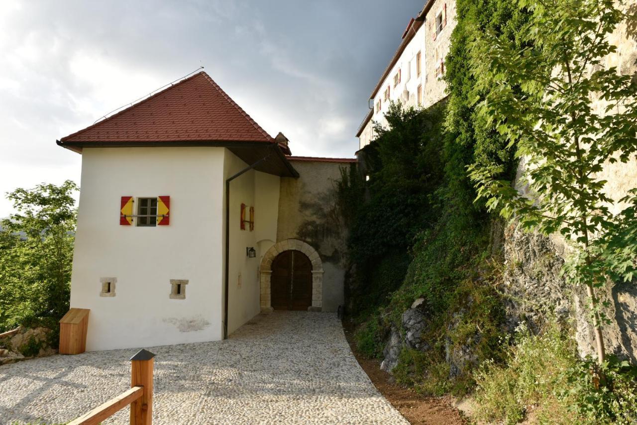 & Castle Apartment