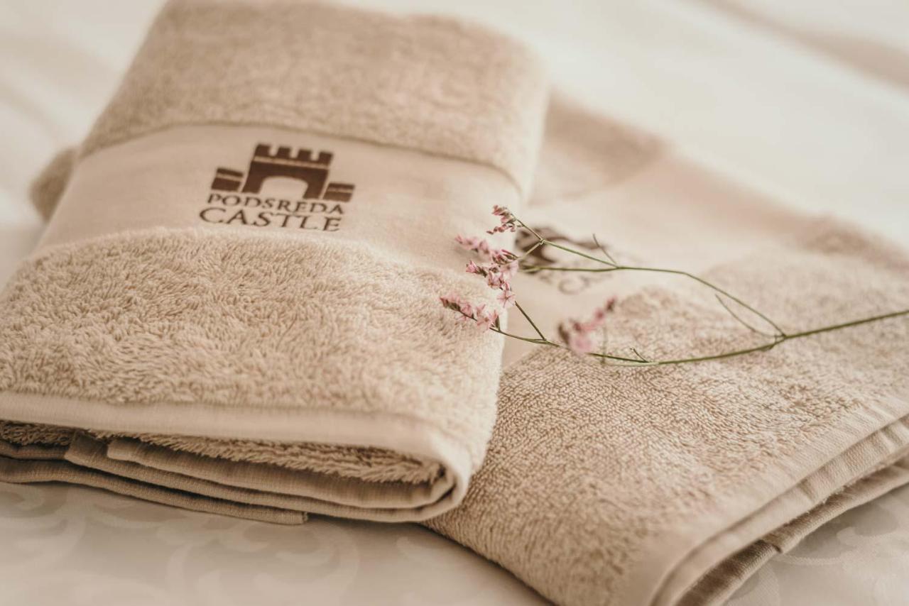Appartamento & Castle Podsreda